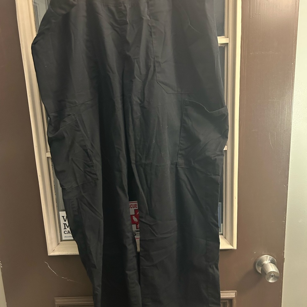 Black scrub pants